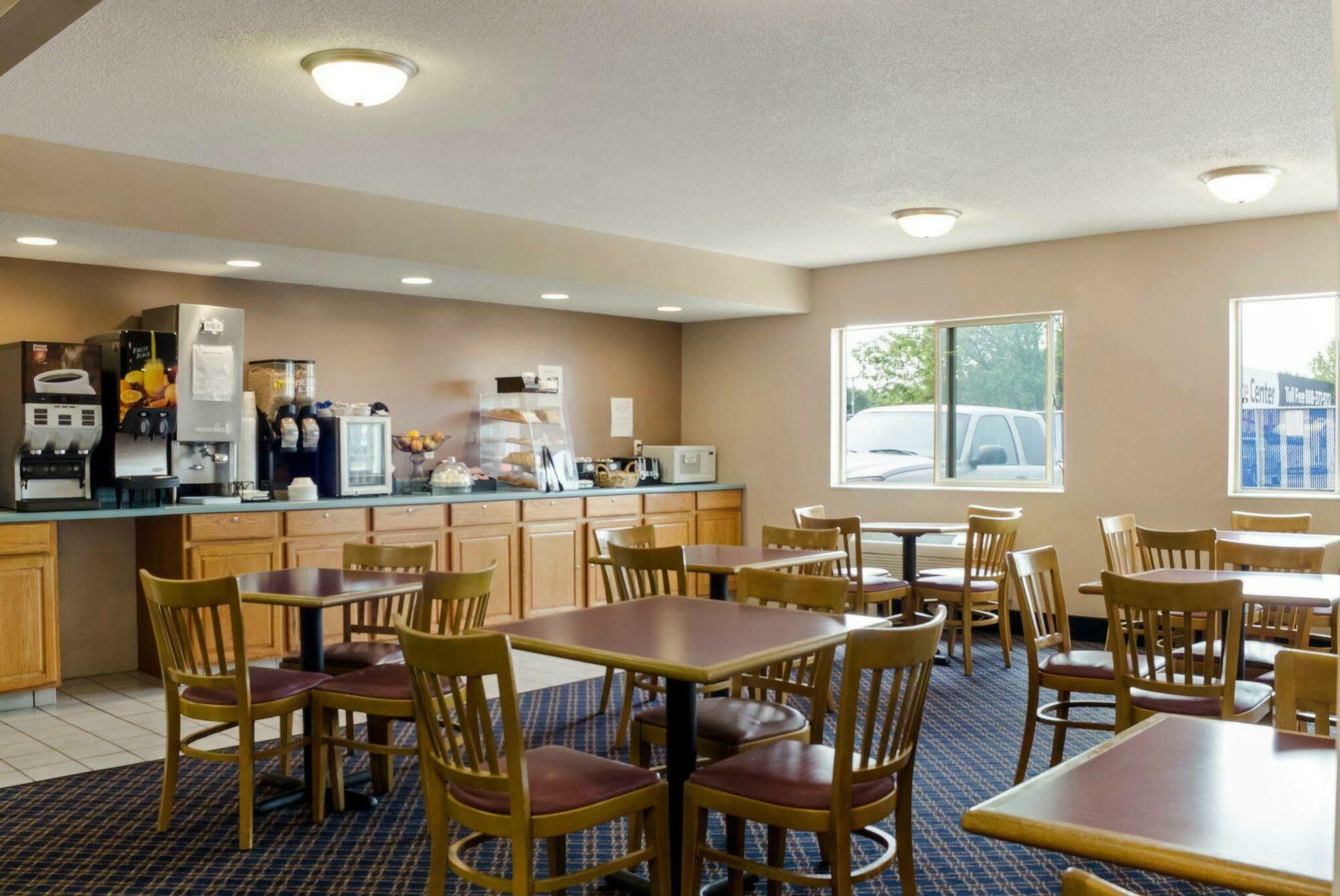 Rodeway Inn Fargo Exterior foto